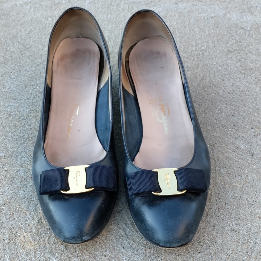 Salvataore Ferragamo Navy Blue Vera Bow Pumps Shoes Women's 10B